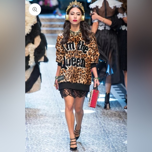 $7890 DOLCE&GABBANA Leather With GenuineGoat Fur Graphic Pullover.I'm t…